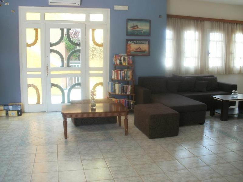 Ormos Atalia Aparthotel Bali  Buitenkant foto
