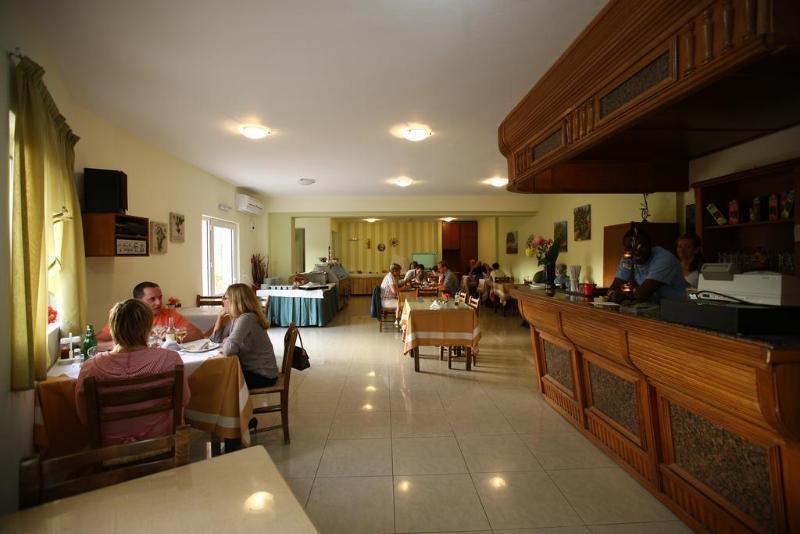 Ormos Atalia Aparthotel Bali  Buitenkant foto